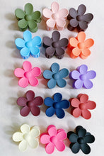 Load image into Gallery viewer, Daisy Days Hair Claw Set
