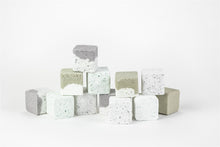 Load image into Gallery viewer, Earthy Shower Steamer, Refreshing Gift Box for Men and Women, Set of 5 Shower Steamers
