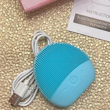 Load image into Gallery viewer, Rechargeable Facial Cleansing Brush
